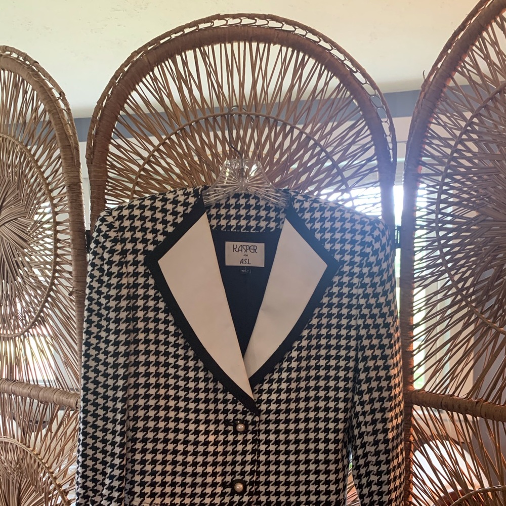 Houndstooth Kasper Suit Jacket